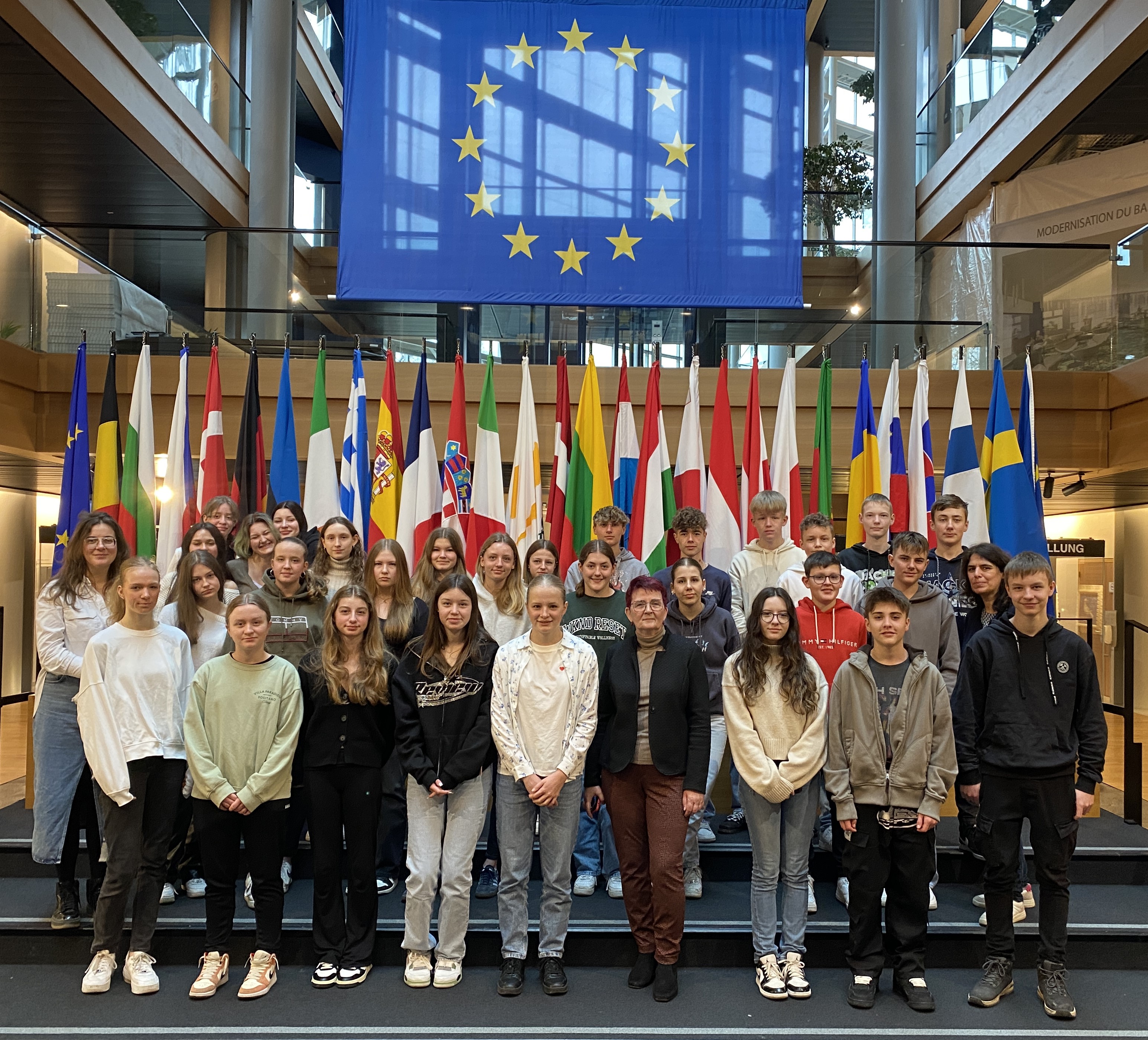 Auf den Spuren Europas – Schülerinnen und Schüler des JAG treffen französische Austauschpartnerinnen und -partner in Straßburg